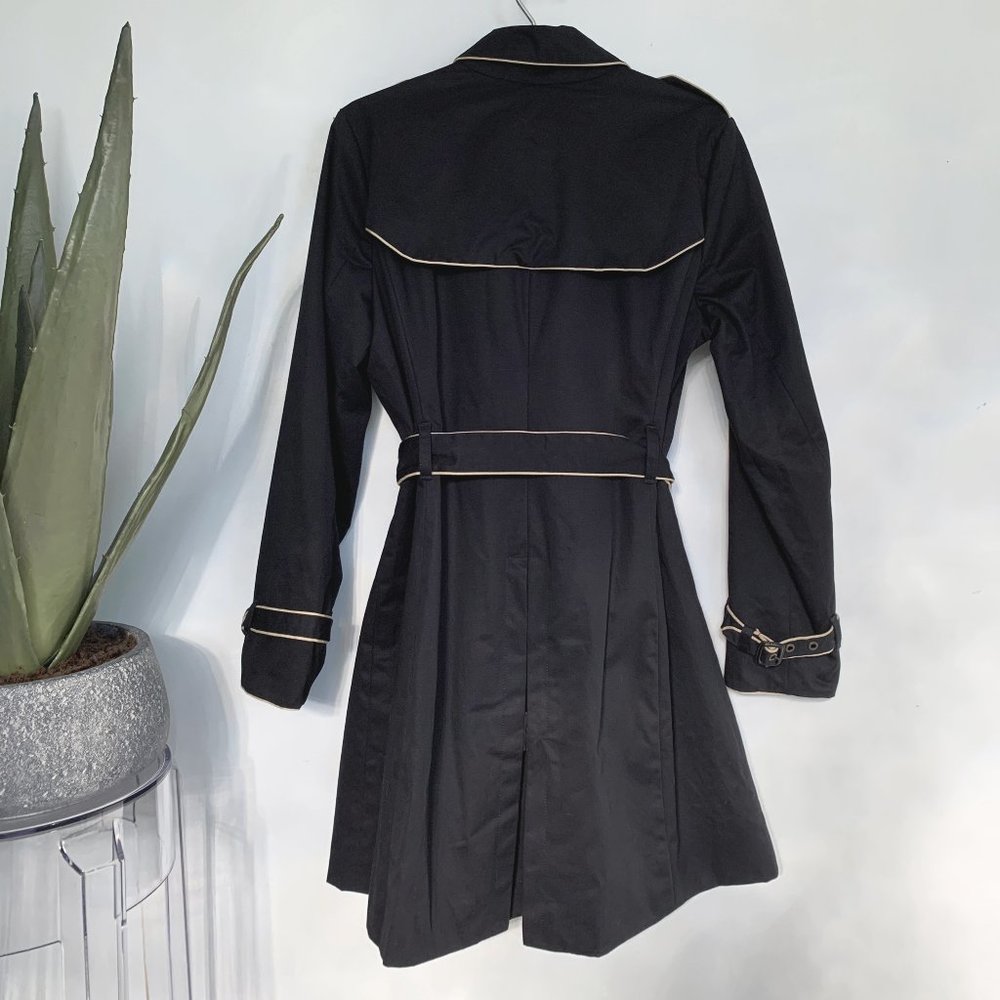 Gap Trench Coat water resistant with contrast piping and polka dot linin… - Picture 4 of 13